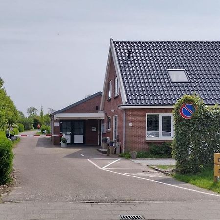 Het Dobbertje, Charmant Houten Huisje Sint Maartensvlotbrug エクステリア 写真