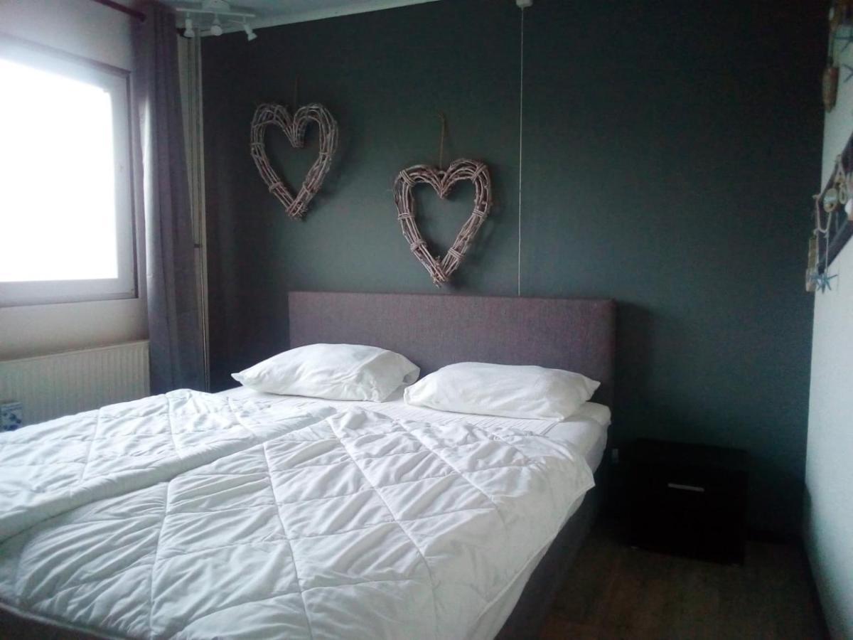 Het Dobbertje, Charmant Houten Huisje Sint Maartensvlotbrug エクステリア 写真